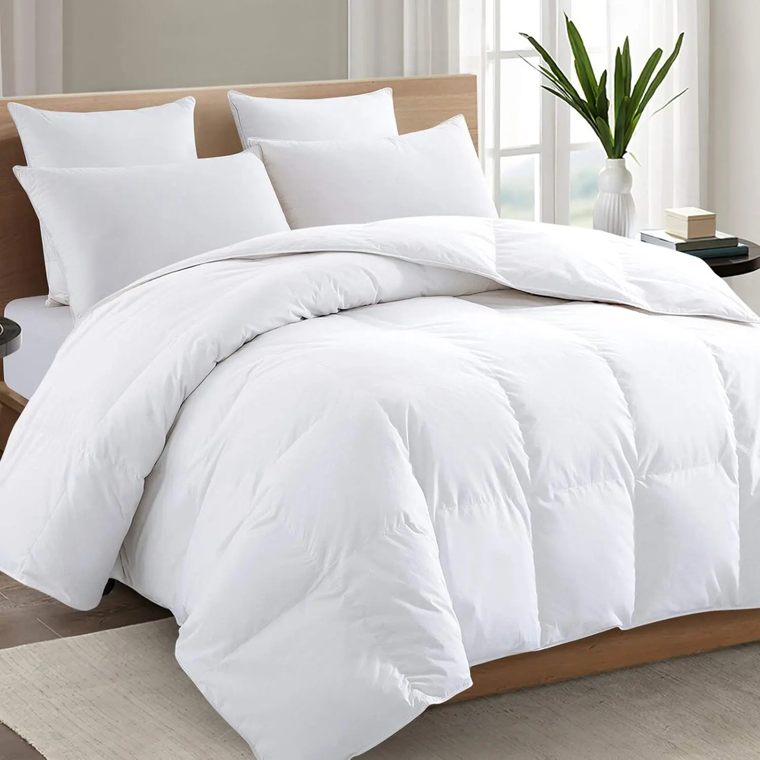 Bedding Comforter Duvet Insert, Quilted Comforter with Corner Tabs, Box Stitched Down Alternative Comforters Queen Size (White)