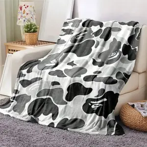 Camouflage Flannel Blanket Soft Polyester Knitted Digital Print Warm Modern Throw Plush Cozy Textured Essential Sofa Decor Masculine Rustic Lodge Style Durable Comfort