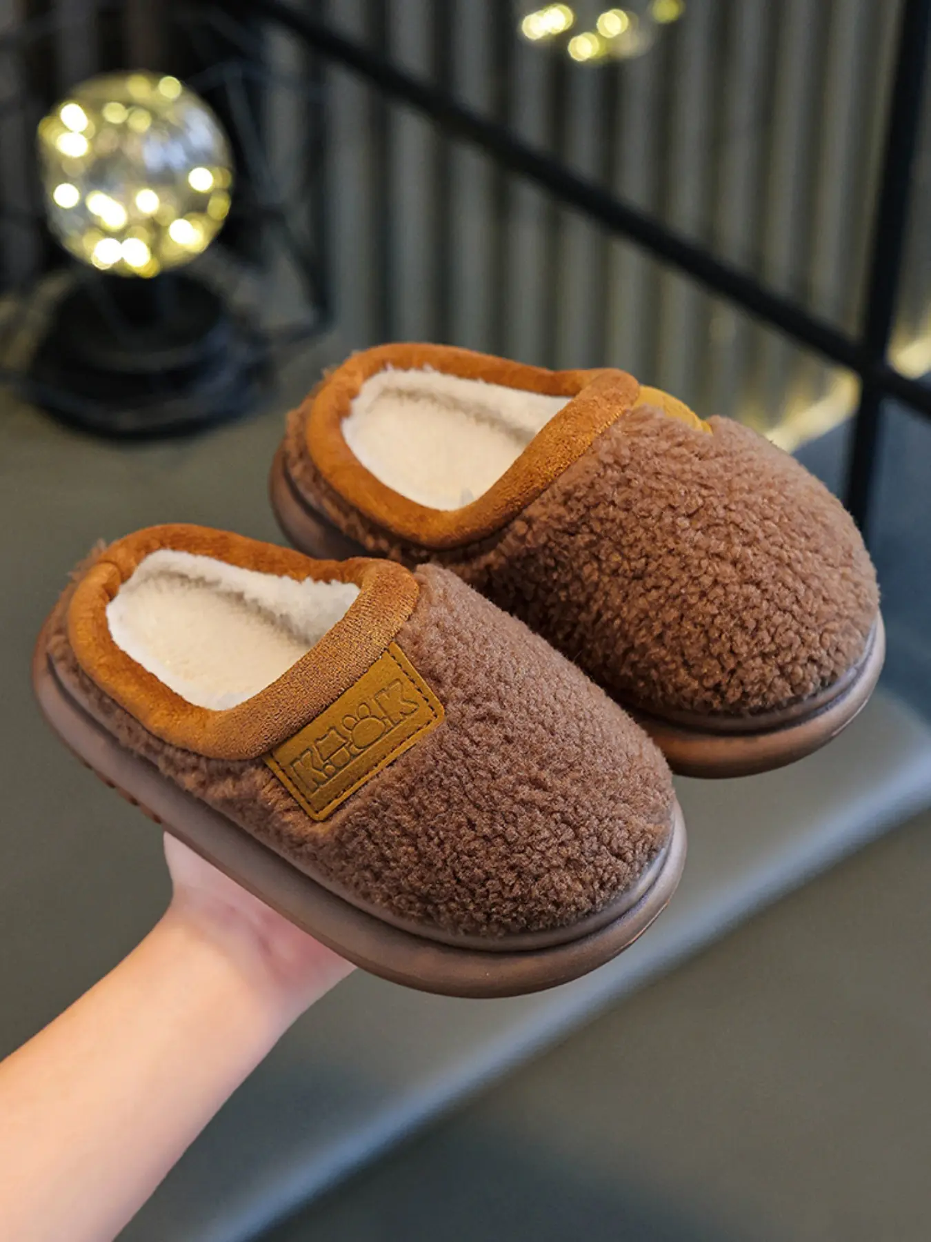 Winter Slippers for Boys & Girls, Fuzzy Warm Slippers, Kid Slippers, Soft Slippers, Simple Casual Indoor Home Shoes, Home Footwear, Warm Comfortable Backless Slip-Ons