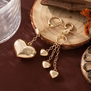 OIDEA Gold Heart Love Keychain - Stainless Steel Heart Key Fob, Minimalist Purse Bag Charm Wallet Accessory, Gift for Women & Valentine summerwins