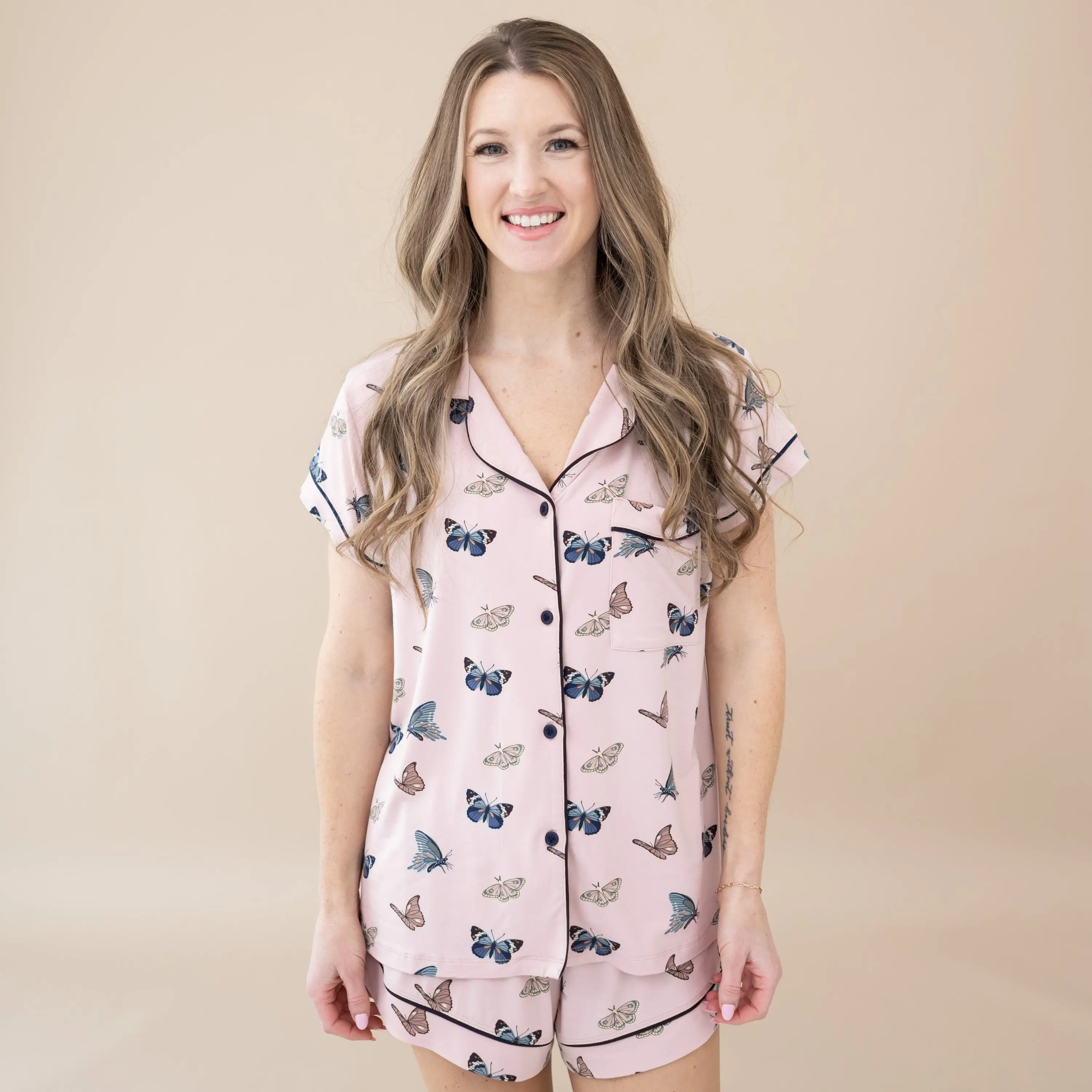 Women's Blush Pink Butterfly Print Cute Pajamas Set - Silky Bamboo Rayon Short Sleeve Nightwear, Soft Fabric Elastane-Blend Lightweight Breathable Loungewear