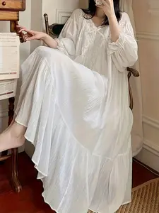 Women's dresses, pajamas, and home wear are soft, breathable, and comfortable, suitable for wearing outdoors