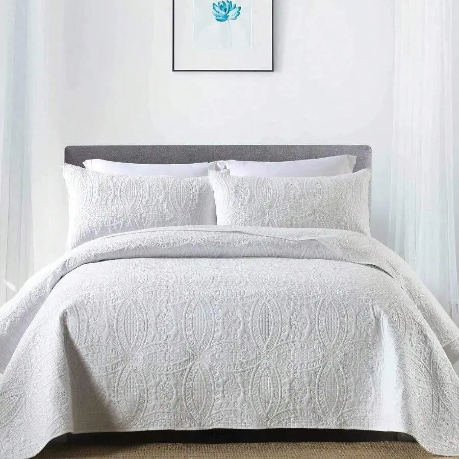 Pure Cotton 3-Piece Bedding Set - King/Queen Size Embossed Ultrasound Coin Pattern Coverlet with Pillow Shams, Minimalist Classic Lightweight All-Season Use Bedding Supplies for Bedroom Decor