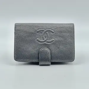 Pre-owned CHANEL Leather Mini Bags Gunmetal Silver Caviar Wallet with Iconic CC Logo