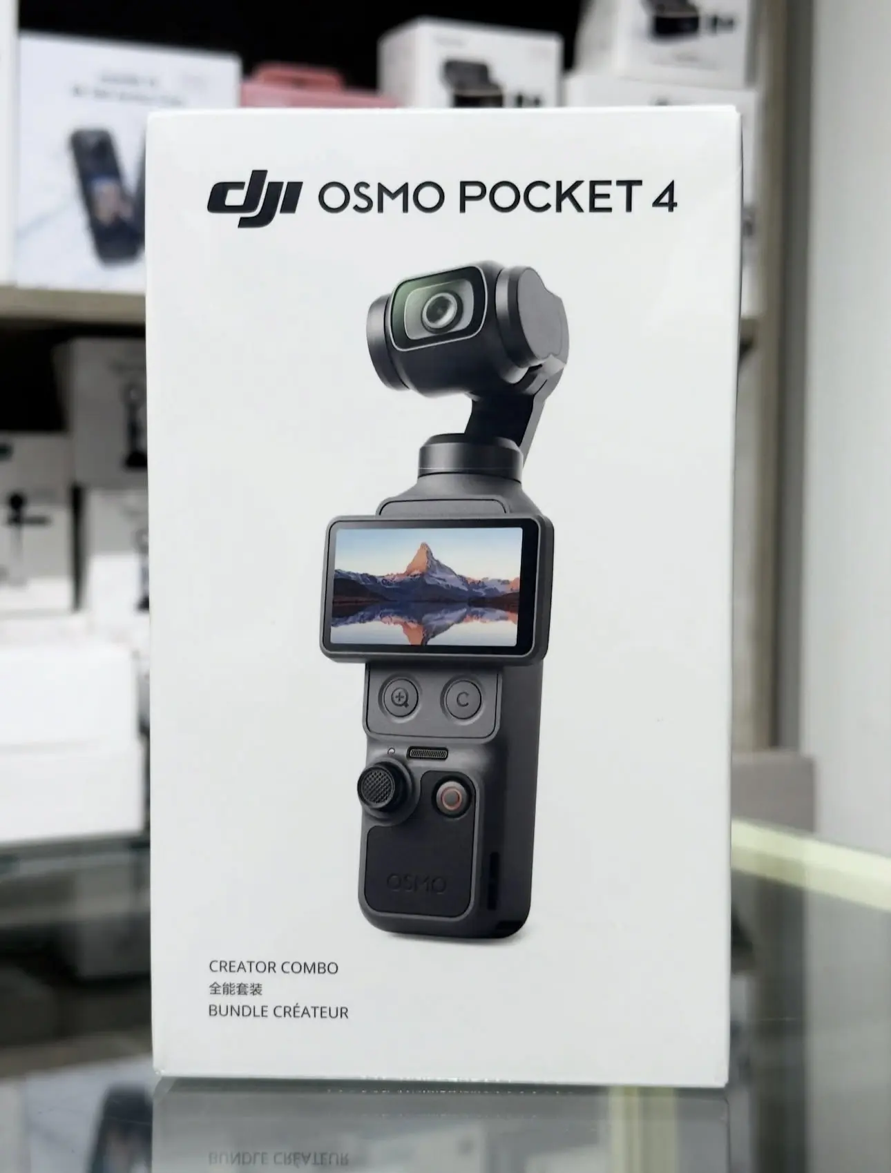DJI OSMO POCKET 4 CREATOR COMBO CAMERA
