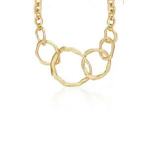 Interlocking Golden Chain Necklace