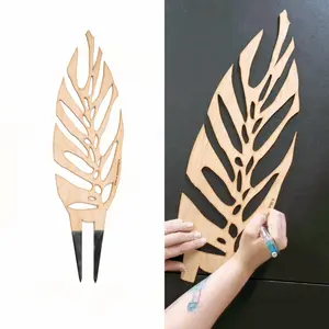 BARE™ Monstrella™ - Customizable Monstera shaped wooden plant support