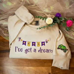 Embroidered R@punz3l Go live with your dreams Sweatshirt, Princess Shirt, At Last I See the Light, Girls Trip Shirts, Princess Crewneck