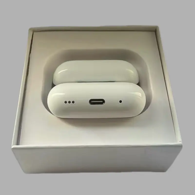 iOS Gen 2 Case With Type-C Charging Cord & Protective Buds for Enhanced Audio Experience