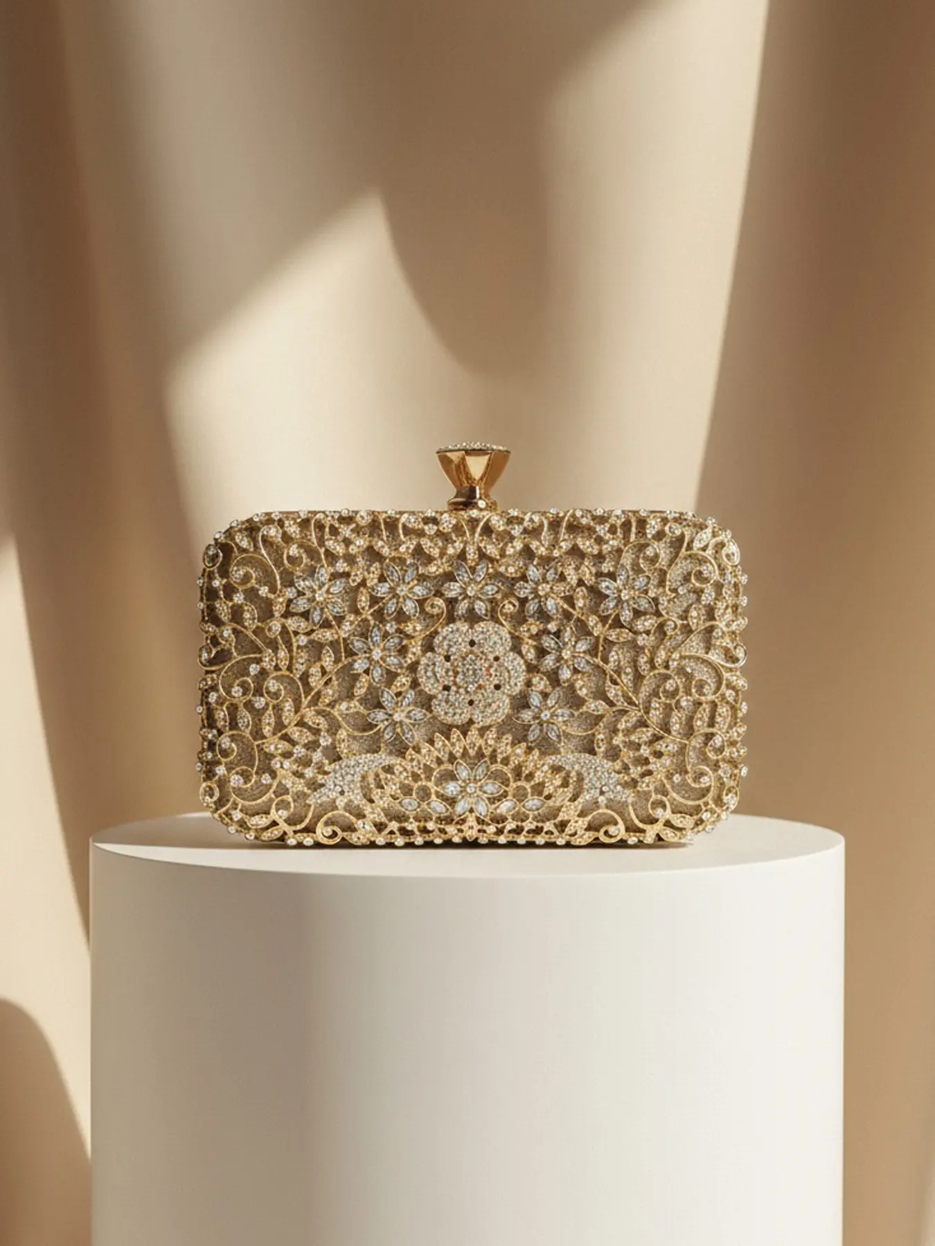 Elegant Rhinestone Floral Evening Bag for Women, Fashionable Party Handbag, Square Clutch Purse, Perfect for Weddings, Proms, Birthdays, Elegant Stylish Purse