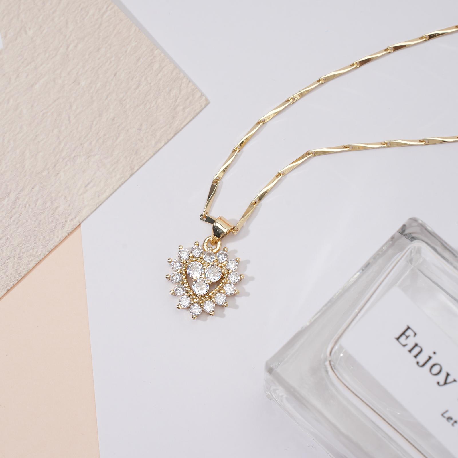 MEIITRUE 14K Gold Plated Cubic Zirconia Necklace for Women, Dainty Heart Pendant Necklace, Elegant Love Jewelry Gifts MEIITRUE 14K Gold Plated Cubic Zirconia Necklace for Women, Dainty Heart Pendant Necklace, Elegant Love Jewelry Gifts
