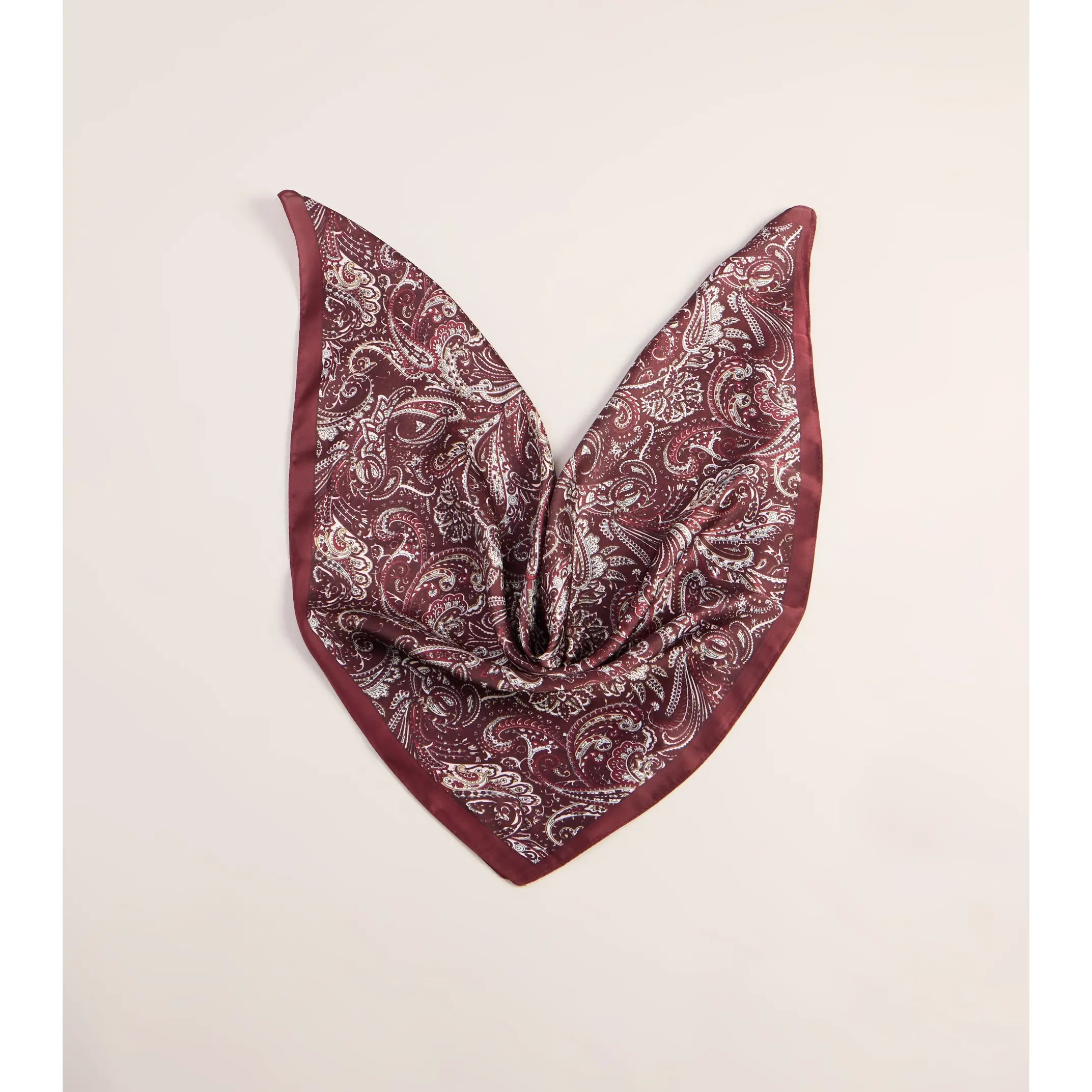 On Point Paisley Woven Scarf