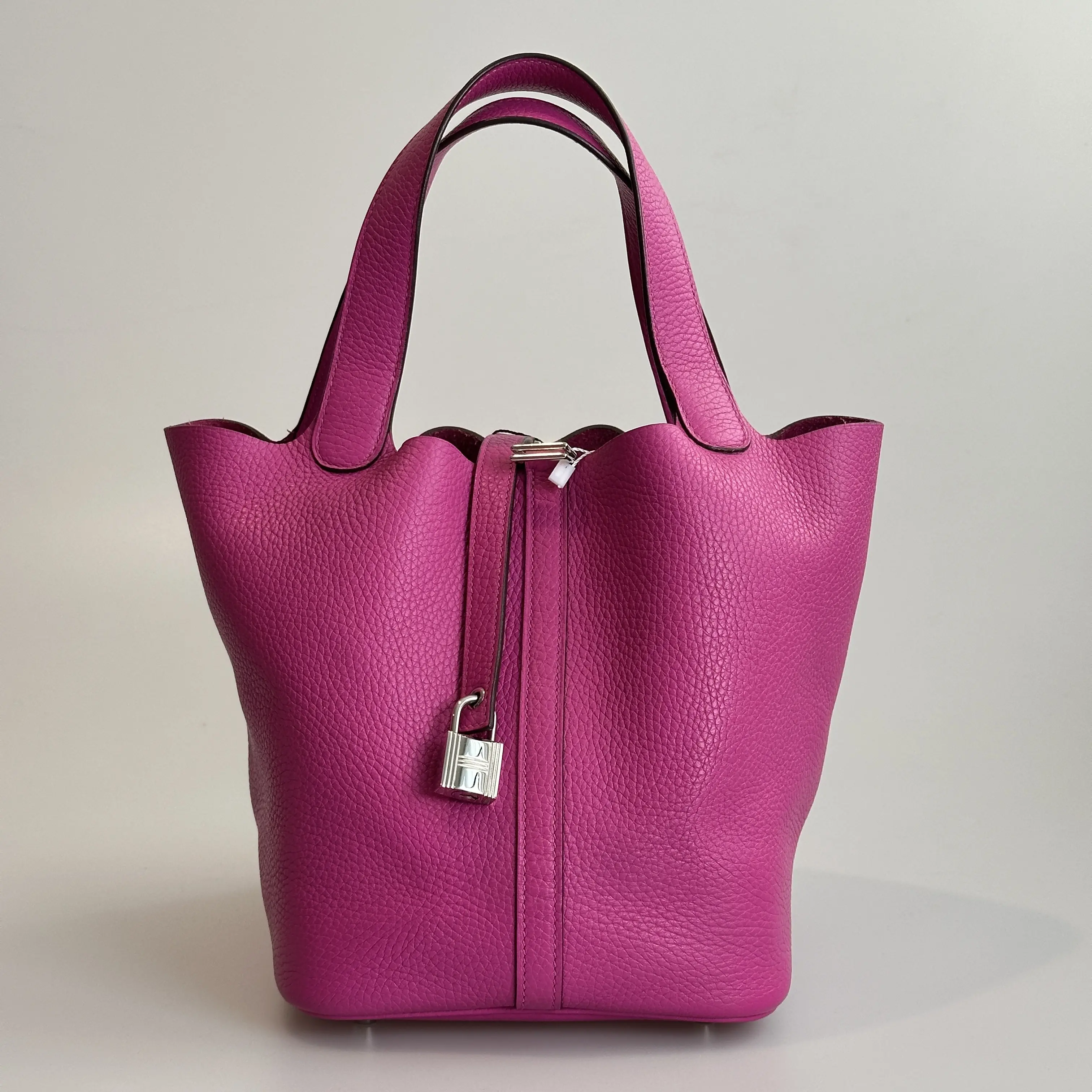 Pre-owned HERMÈS Taurillon Clemence Top Handle Bag Picotin 22 Peach Pink Silver tone Clasp 93397497