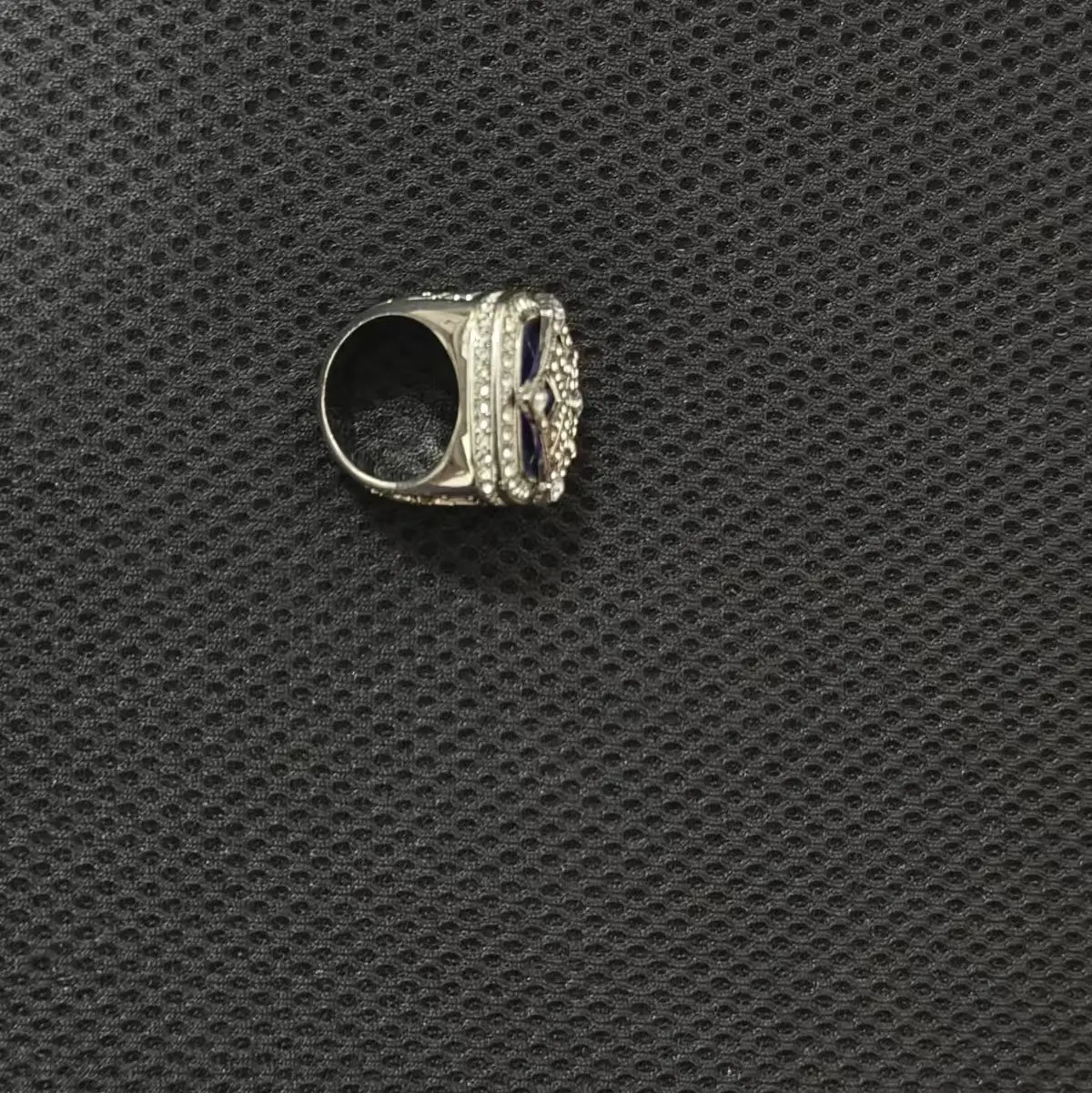 YJ 2009 RING AND BOX Personalized ring, accessory ring, wooden box