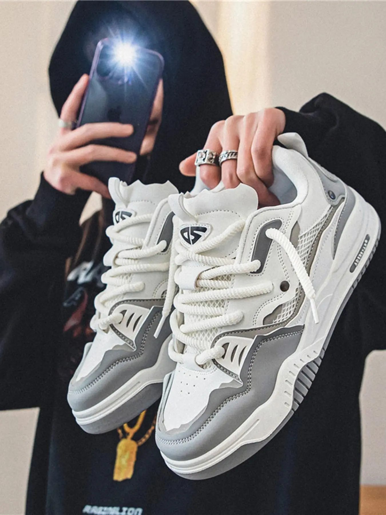 Men's Casual Athletic Thick Laces Skate Shoes Trainer, Letter Patched Design Low Top Skate Shoes, Contrast Mesh Design Platform Sports Shoes Sneaker, Casual Trendy Sneakers