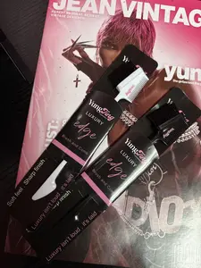 White Luxe Edge Brush