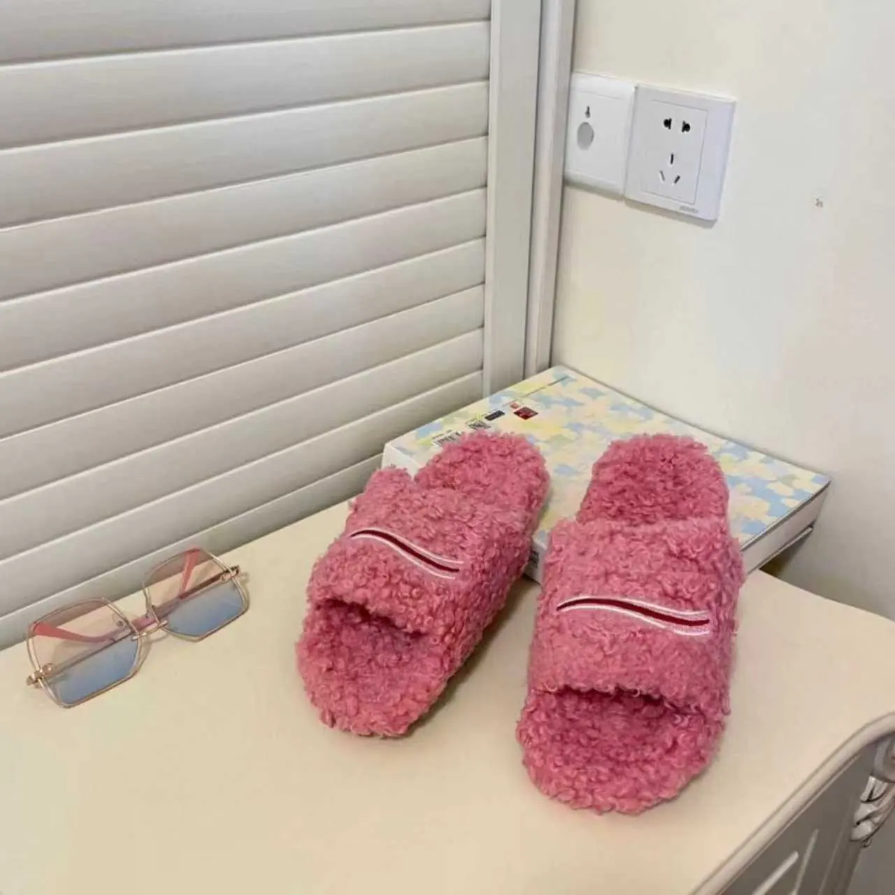 pink
