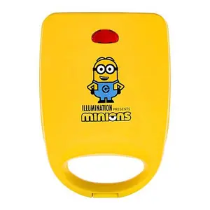 Uncanny Brands Minions Sandwich Maker